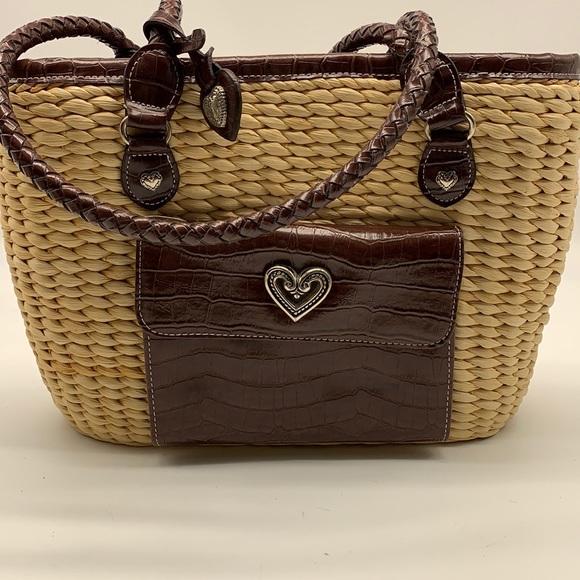 Handbags - Beautiful Straw Bag with Leather Accents